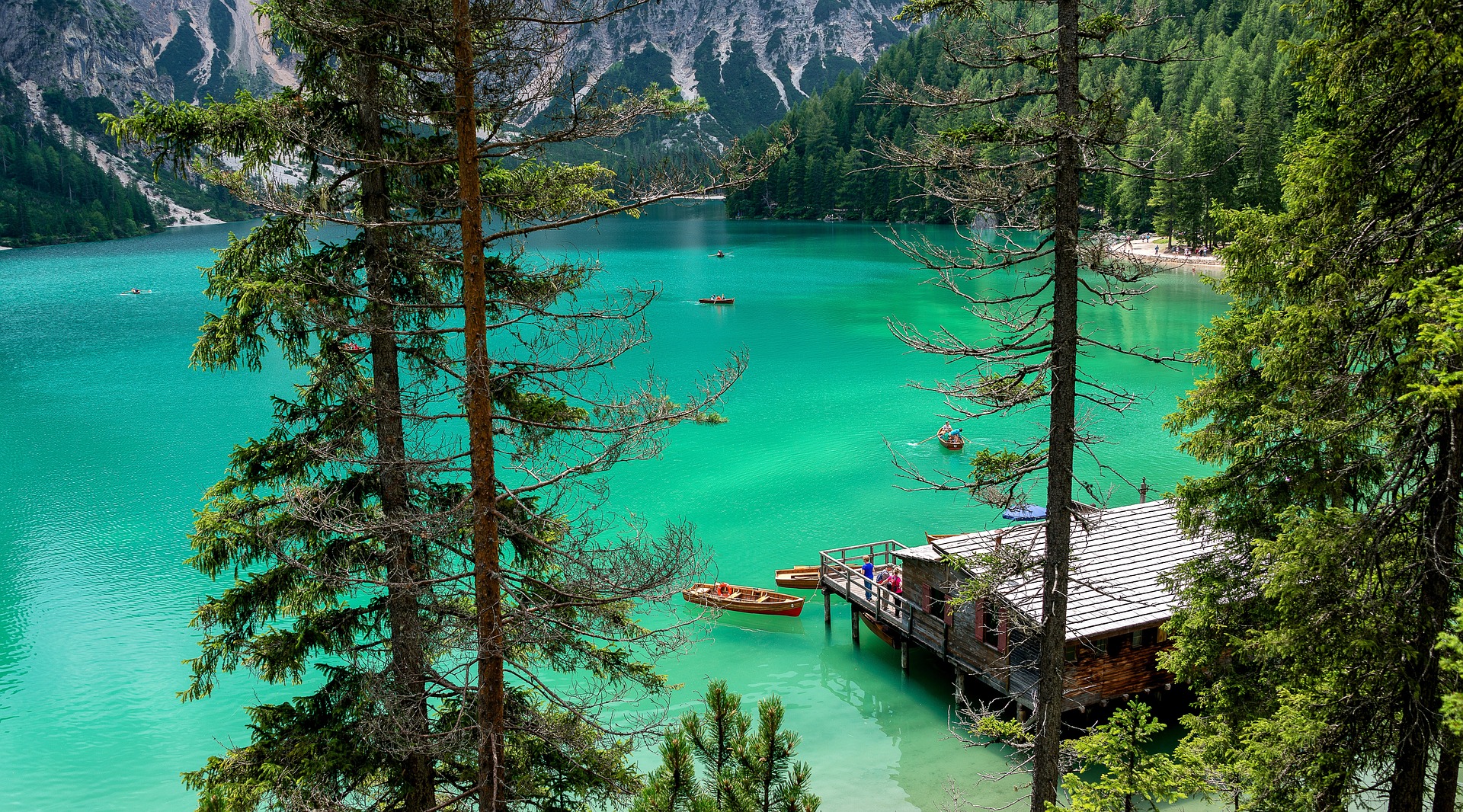 Lago alpino. Foto Pixabay