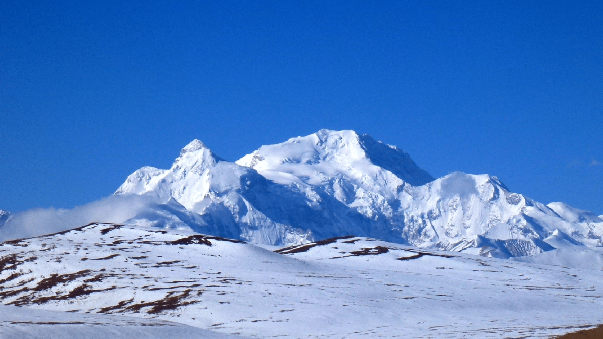 Shisha Pangma. Foto Wikimedia commons