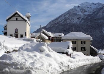 Piemonte: un bando per salvare le scuole di montagna