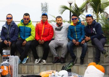 Alex Txikon in Nepal, in viaggio verso l’Annapurna