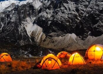 Txikon al campo base dell’Annapurna, seguirà la via di Herzog e Lachenal