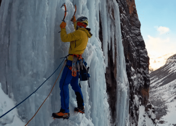 Un fotogramma da Ice Effect.