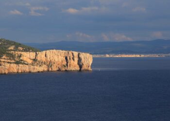 Punta Giglio, un piano per “imbrigliarla”. Scatta la contestazione